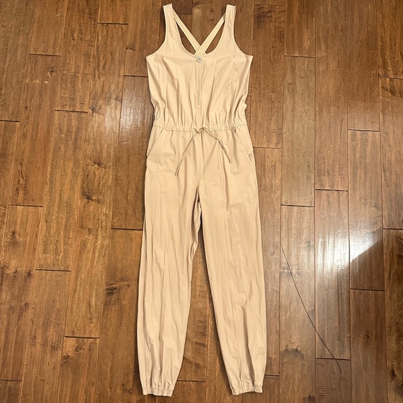 Lululemon Beige Shift in Time Cross Back Jumpsuit Sz 6 - Picture 4 of 16